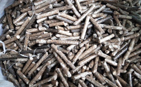 燃烧生物质燃料颗；目帕１茸匀黄谠冀叱捎枚